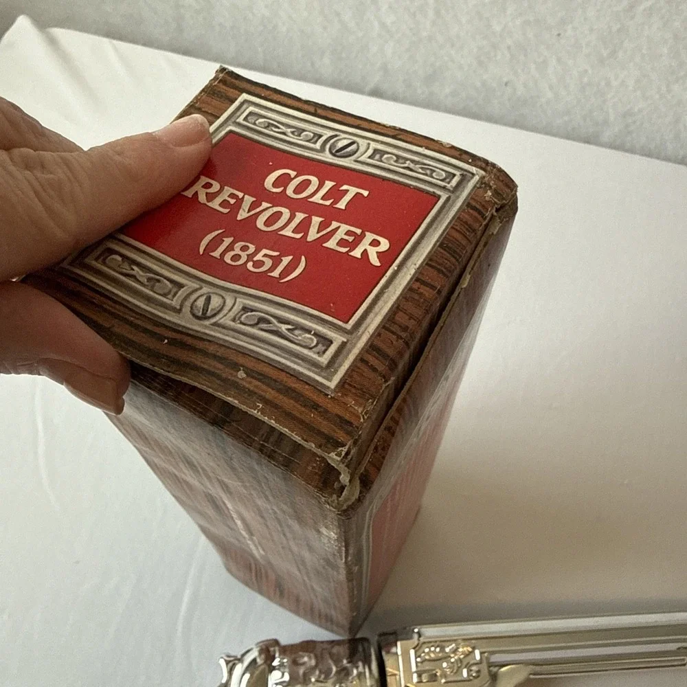 Vtg 1970s Avon Colt Revolver 1951 Wild Country After Shave Decanter Empty Box